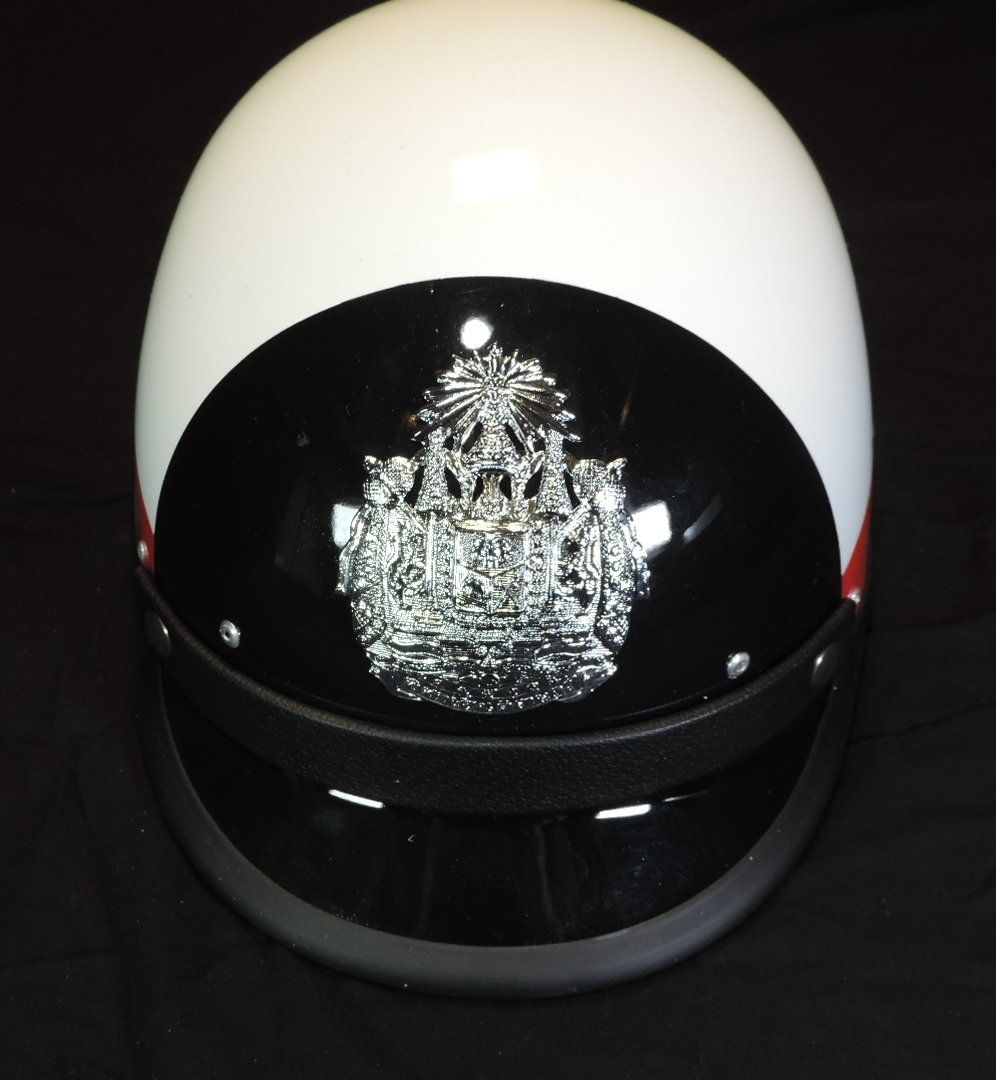 Caschi & visiere: Thailand Polizei Helm, neuwertig – Nuovo (secondo la descrizione) da Duggingen venduto da doogbua 1