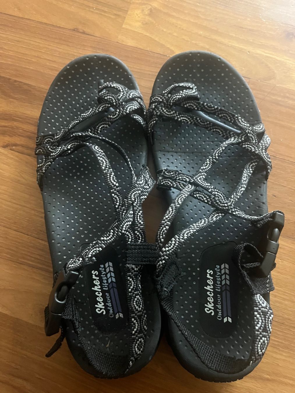 Skechers Chaussures femmes: Skechers 39 – D'occasion à Frauenfeld par Lollipop77