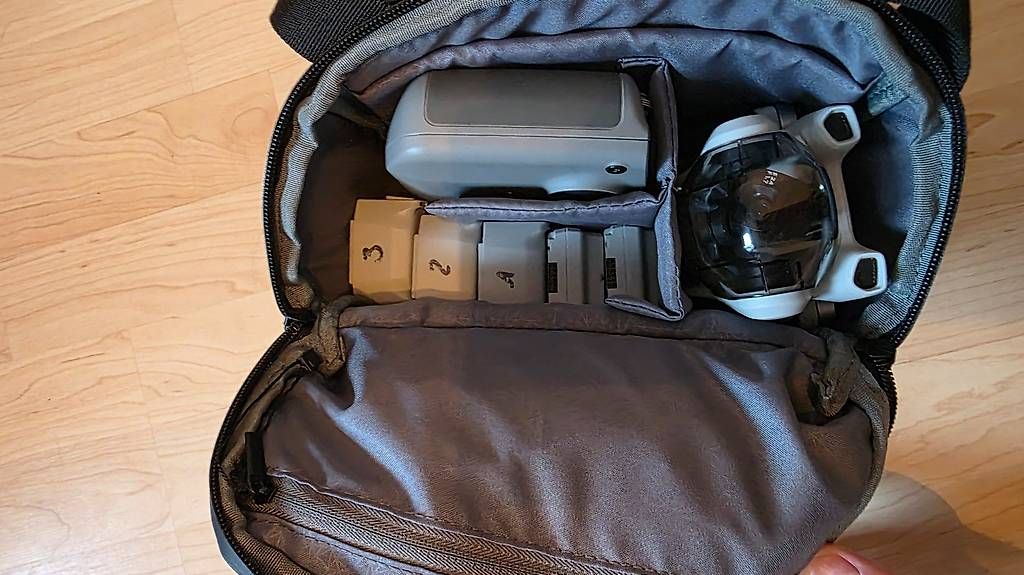 DJI Modellismo RC: Dji 3 Mini mit 5 Akkus – Usato da Riedholz venduto da msc_gmm7 2