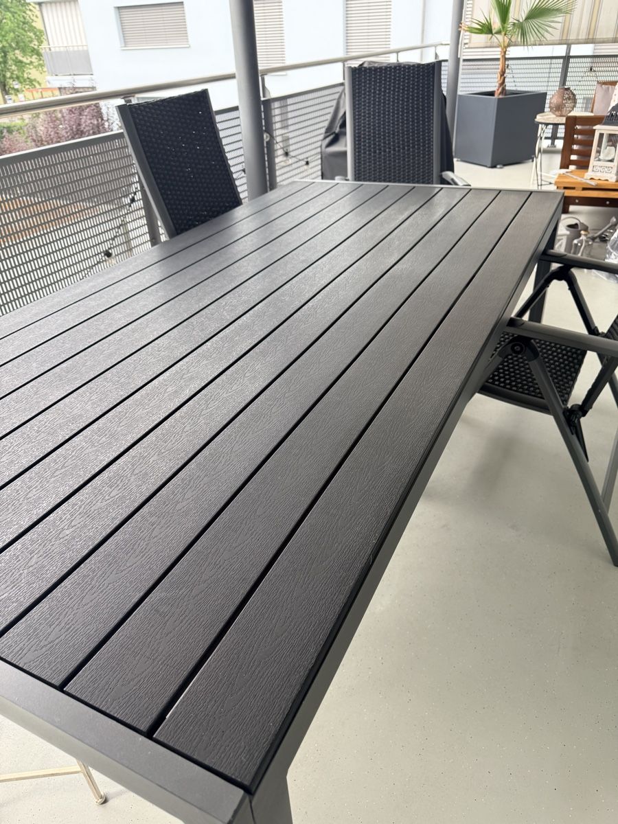 Tische: Gartentisch anthrazit Klappstühle 6 Stück – Gebraucht aus Oftringen von Mosflei 1