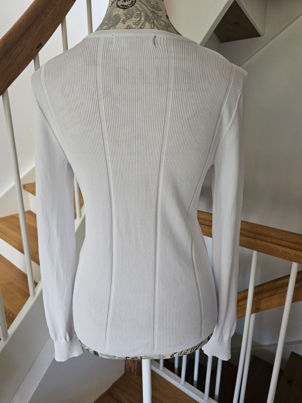 Armani Maglioni & Felpe: Pullover Armani exchange, Gr. S, weiss – Usato da Steinebrunn venduto da sassi31 1