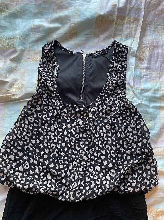 Vestiti: Kleid M – Usato da Niederhasli venduto da sev_d7hq 1