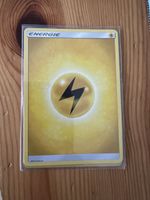 Blitz Energie Pokémon Karte - Top Zustand Jahr 2017