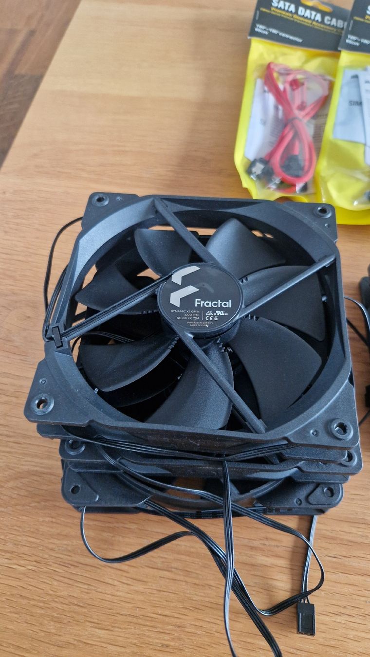 Ventilatoren: PC Kühler 7 Stk.  – Gebraucht aus Wilen b. Wollerau von squissi01 2