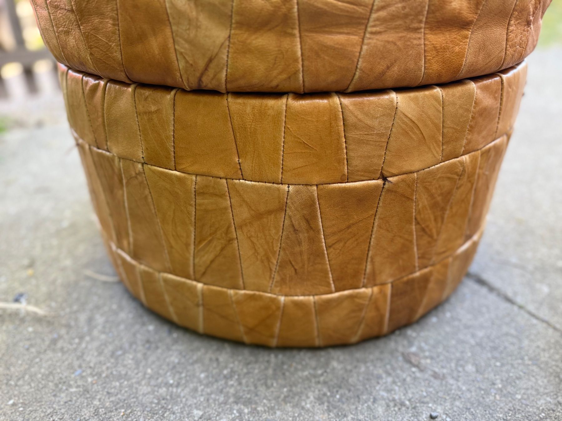 Sgabelli: Hocker Truhe Pouf // Leder // C – Usato da Schinznach-Dorf venduto da mix 8