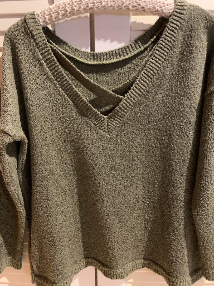 New Look Maglioni & Felpe: New Look Pullover grün Gr. S Damen Oversize Blogger – Usato da Meilen venduto da Flockenwirbel 1
