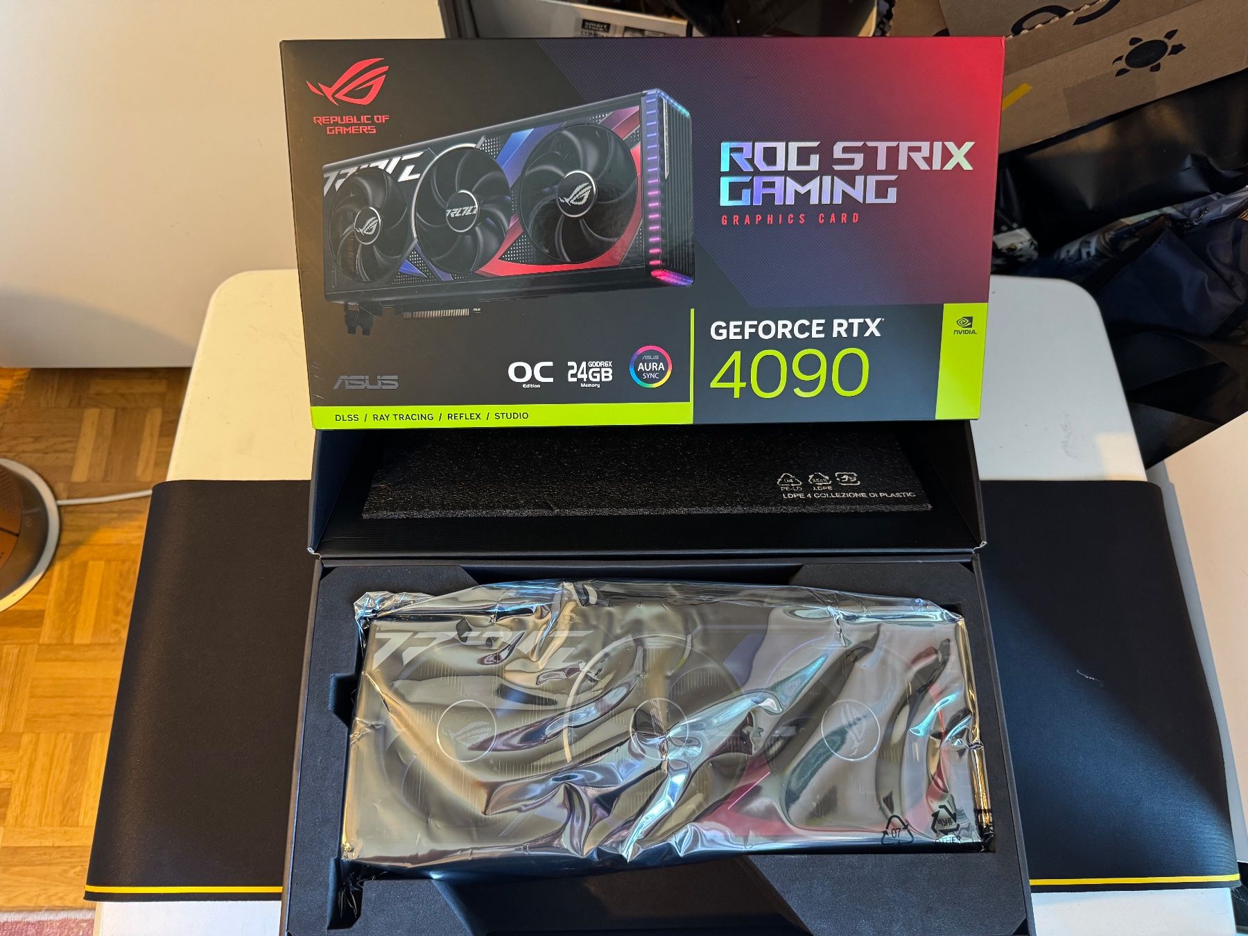 Asus Grafikkarten: Asus ROG Strix GeForce RTX4090 OC Edition 24GB – Gebraucht aus Genève von fcr_m7bc 5