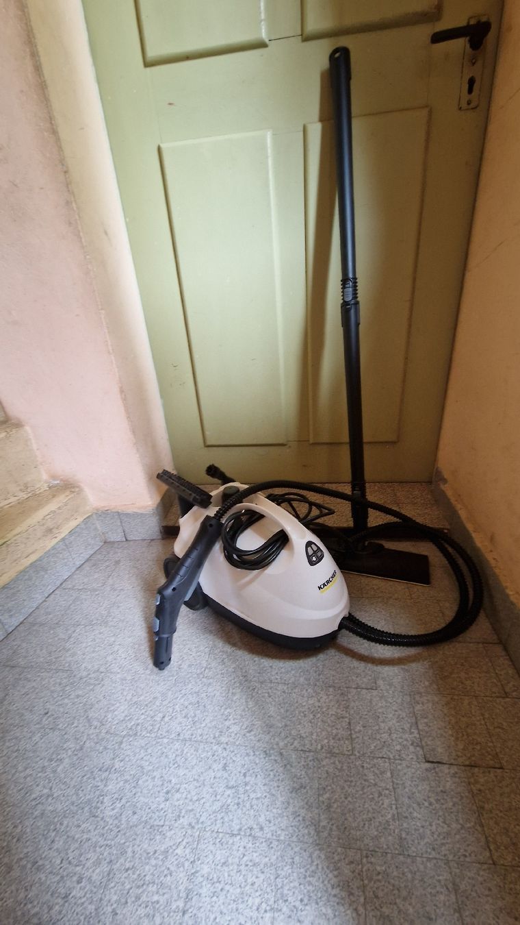 Kärcher Pulitori a vapore: Dampf Kärcher – Usato da Thalheim AG venduto da imp_jdj2