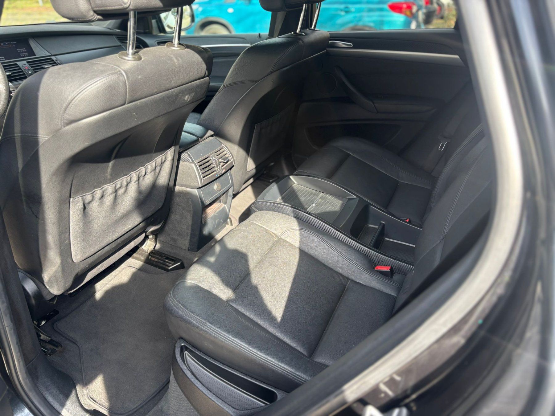 BMW Tutti pezzi di ricambio auto: BMW X6 M50d - JG 2012 ab MFK – Usato da Grenchen venduto da Zombiepolizist 3