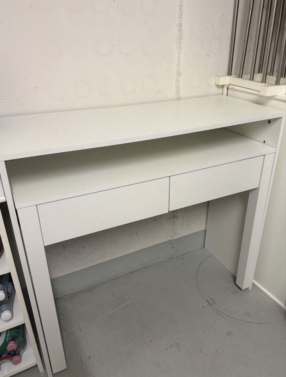 Bureaux: Konsolenschreibtisch  – D'occasion à Niederwangen BE par KBL85