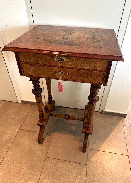 Tables: +  NäHtisChLi  + – D'occasion à Winkel par zeho 9