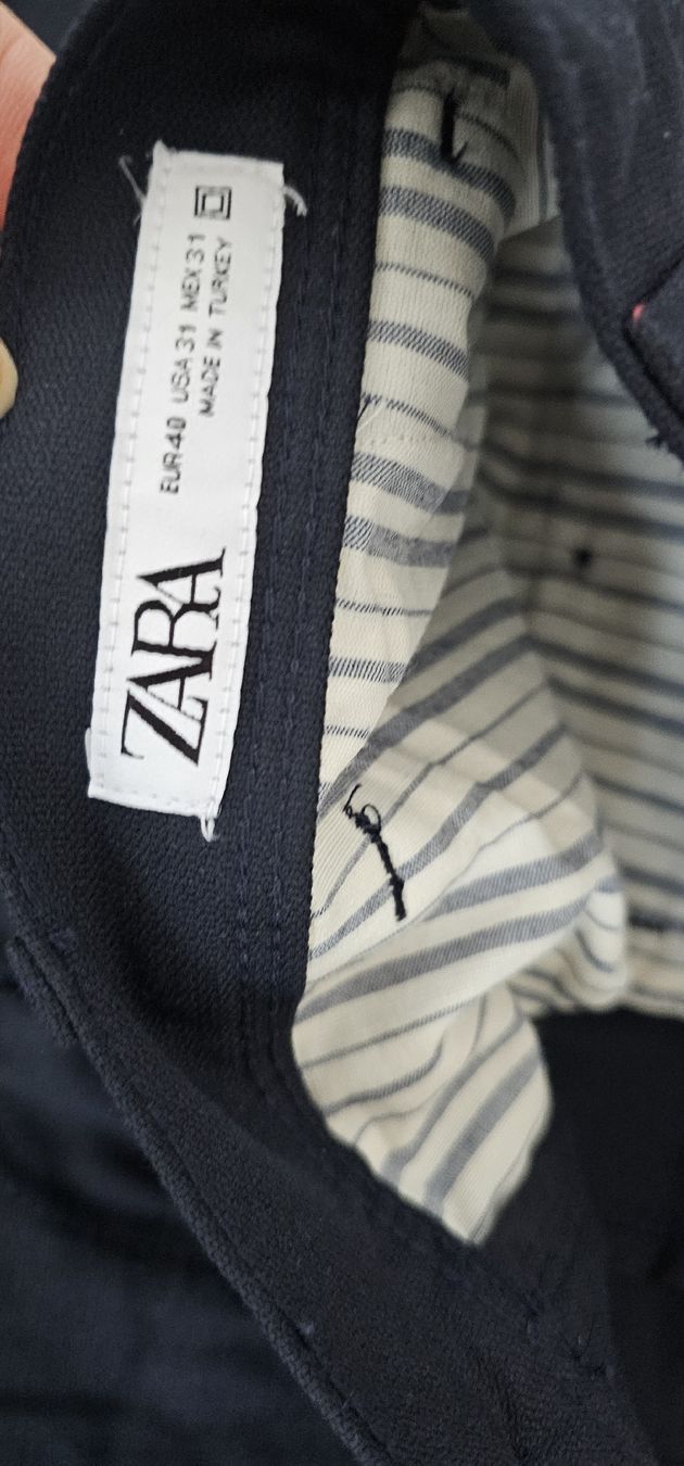 Lotti di vestiti: Herrenhosen Paket Grösse 31&32 – Usato da Niedergösgen venduto da topol14 4