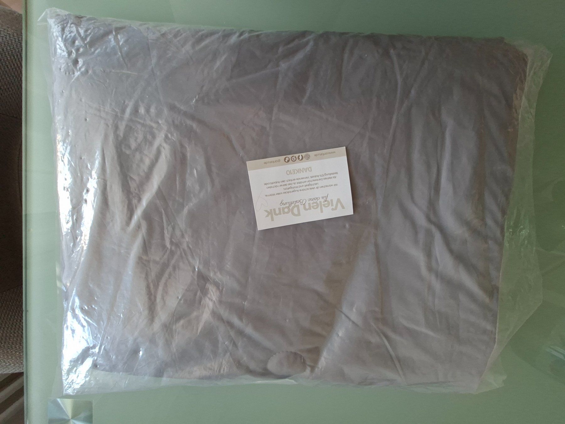 Coperte: Decke Neu,  kühlend, grau – Nuovo e nell'imballaggio originale da Volketswil venduto da Corvette06 2