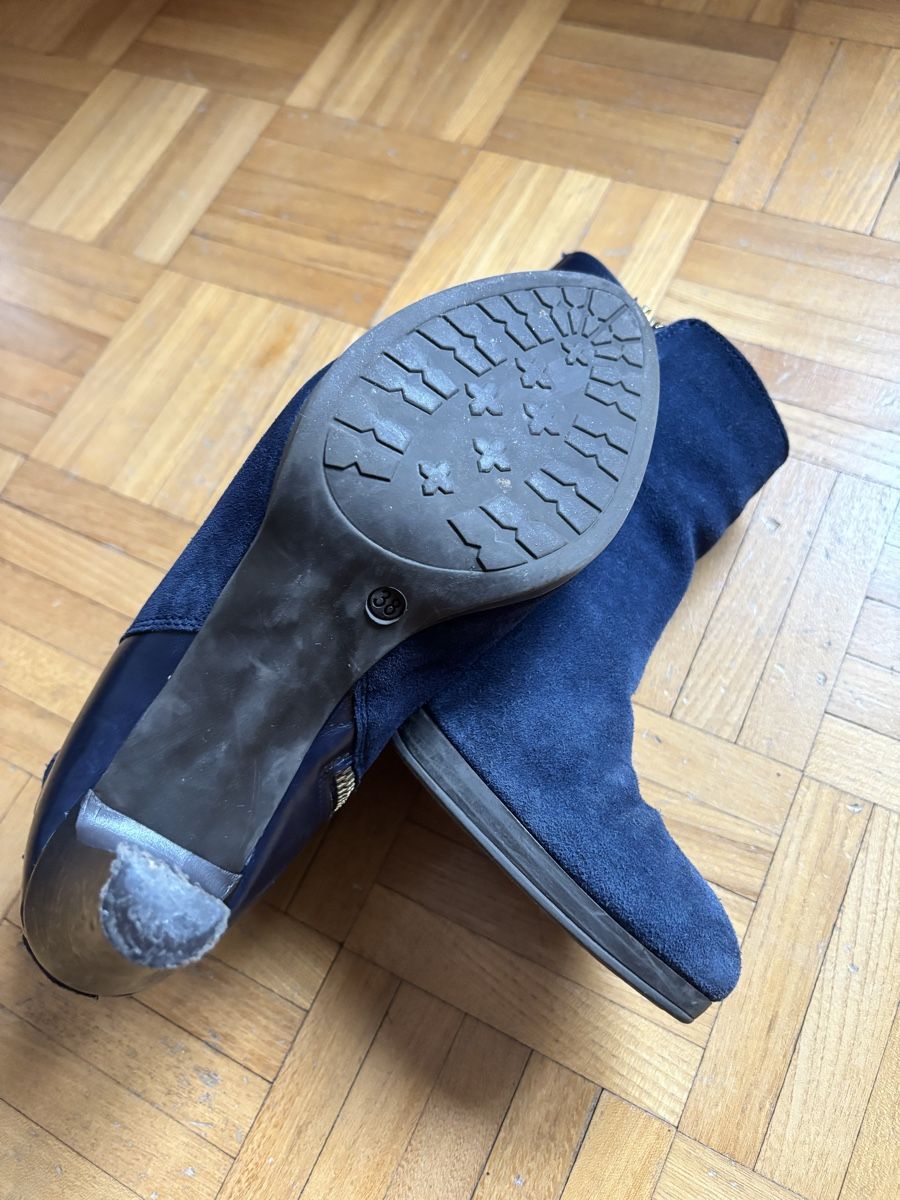 Scarpe da donna: Lederstiefeletten Pier One – Usato da Zürich venduto da Cindarel 2