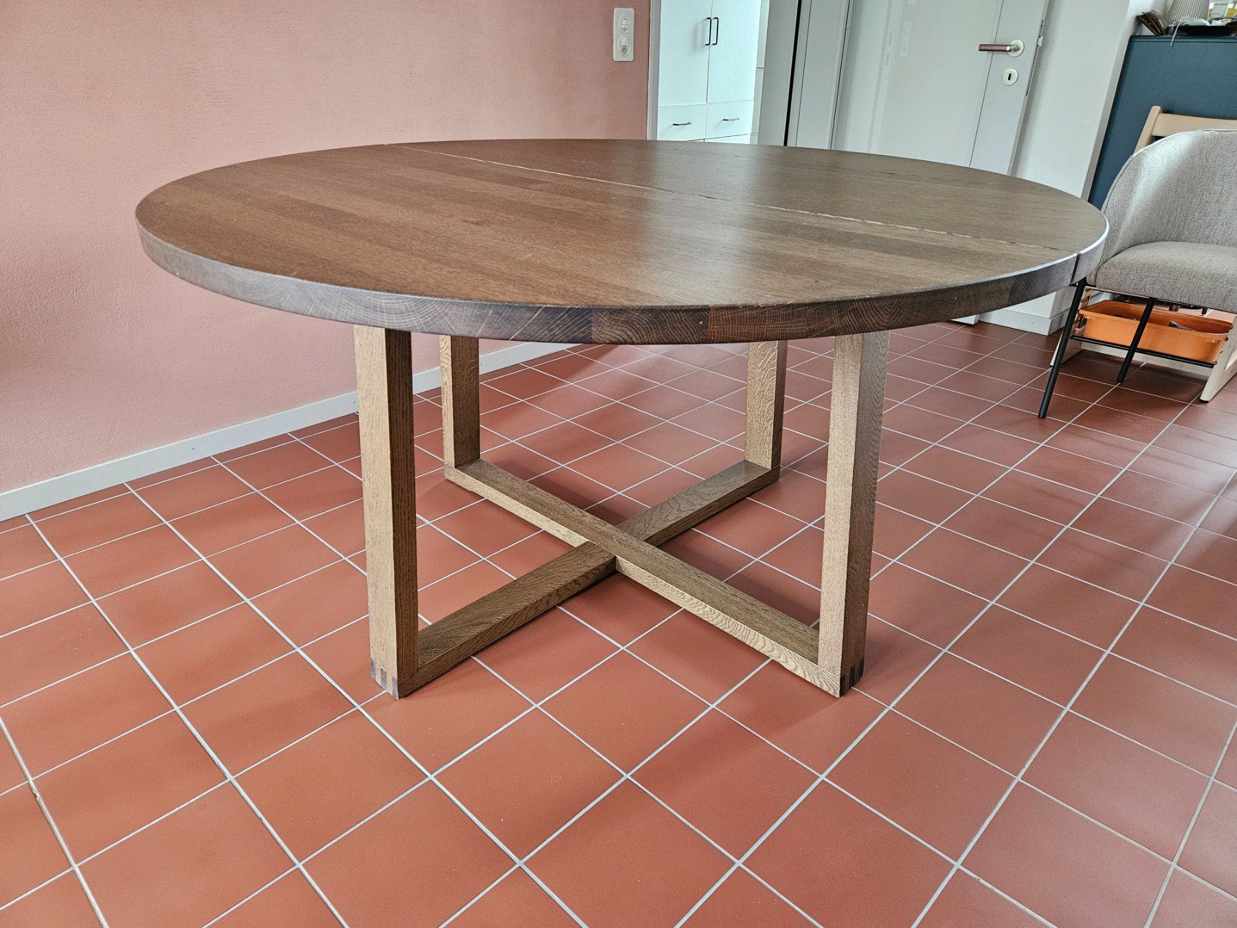 Ikea Tische: Runder Esstisch Eichenfurnier – Gebraucht aus Zürich von Jo.Be. 1