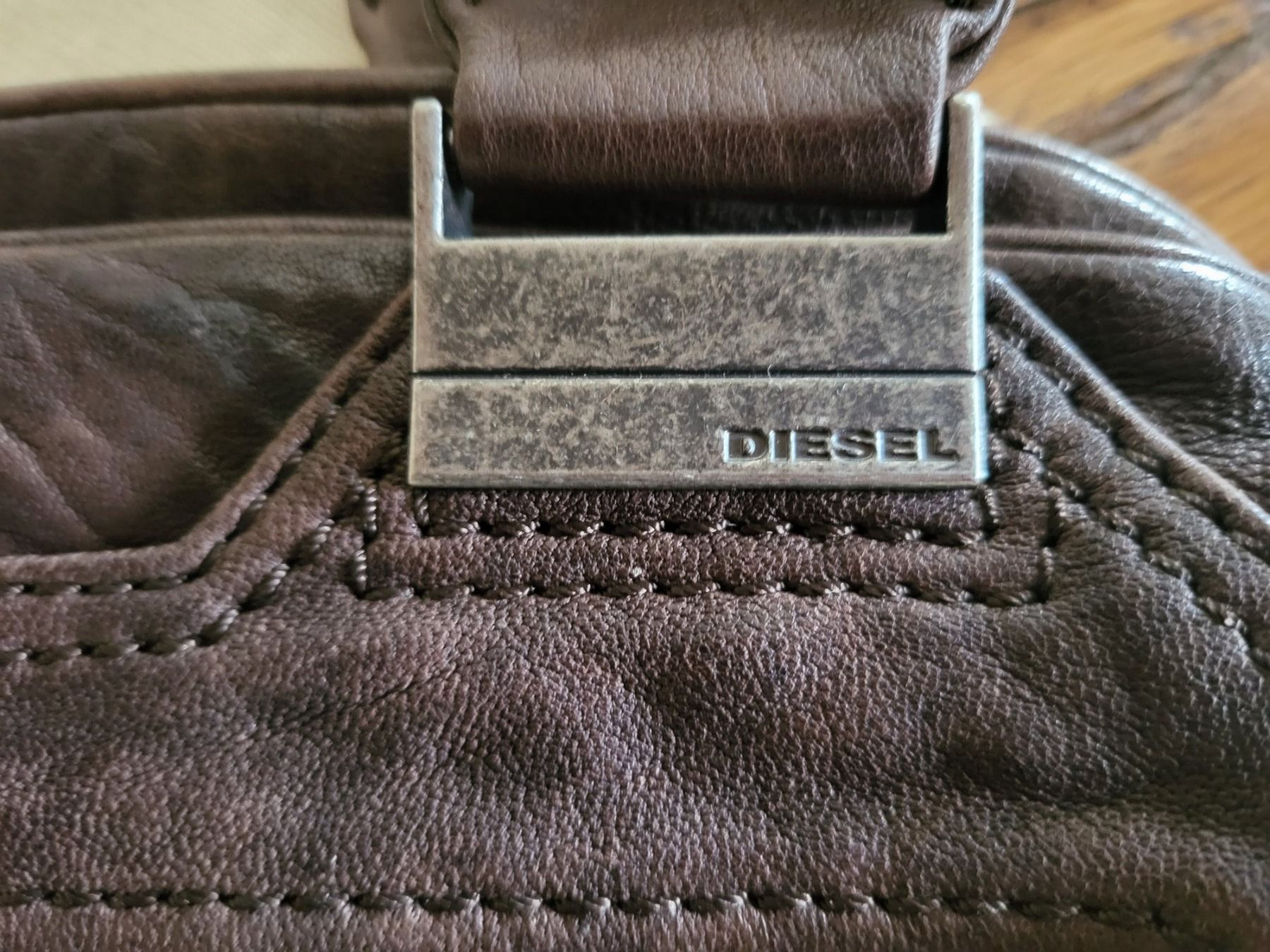 Diesel Taschen für Damen: Sehr schöne DIESEL Tasche – Gebraucht aus Basel von sci_67ms 7