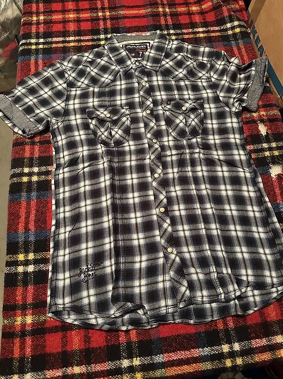 Camicie: Jack & Jones Hemd Gr. L – Usato da Birsfelden venduto da Firefighter911