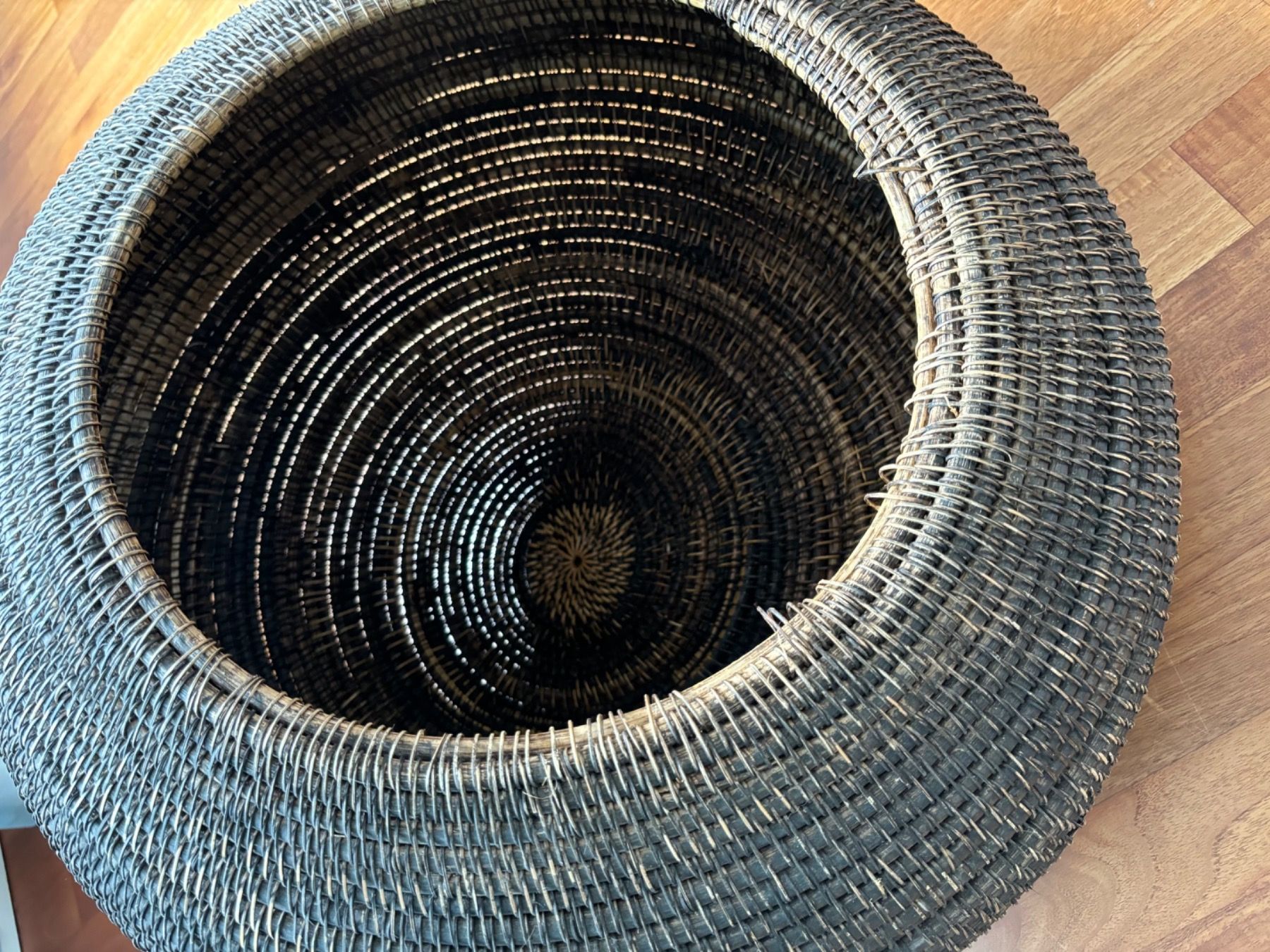 Sonstiges für Haushalt & Wohnen: Bali Korb für Holz, Pflanzen, oder sonst was – Gebraucht aus Hausen AG von Eufrat