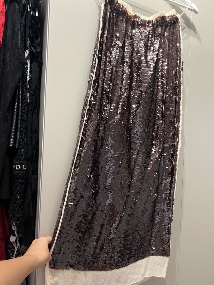 Zara Gonne: ZARA Pailletten Rock – Usato da Zürich venduto da R1908