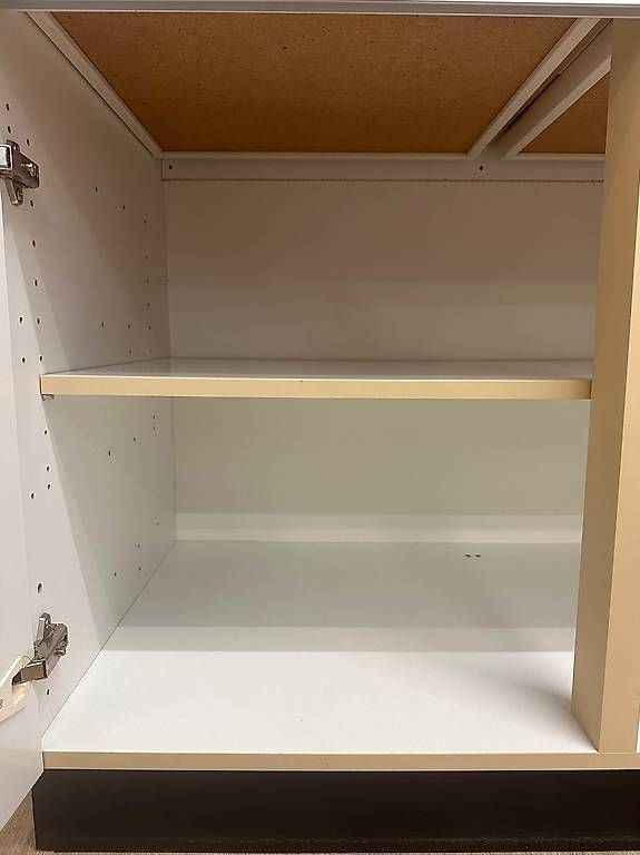 Kommoden: Küchen-Sideboard Weiß mit Holzabdeckung & Stauraum – Gebraucht aus Obernau von Arche_Noah_Brocki 5
