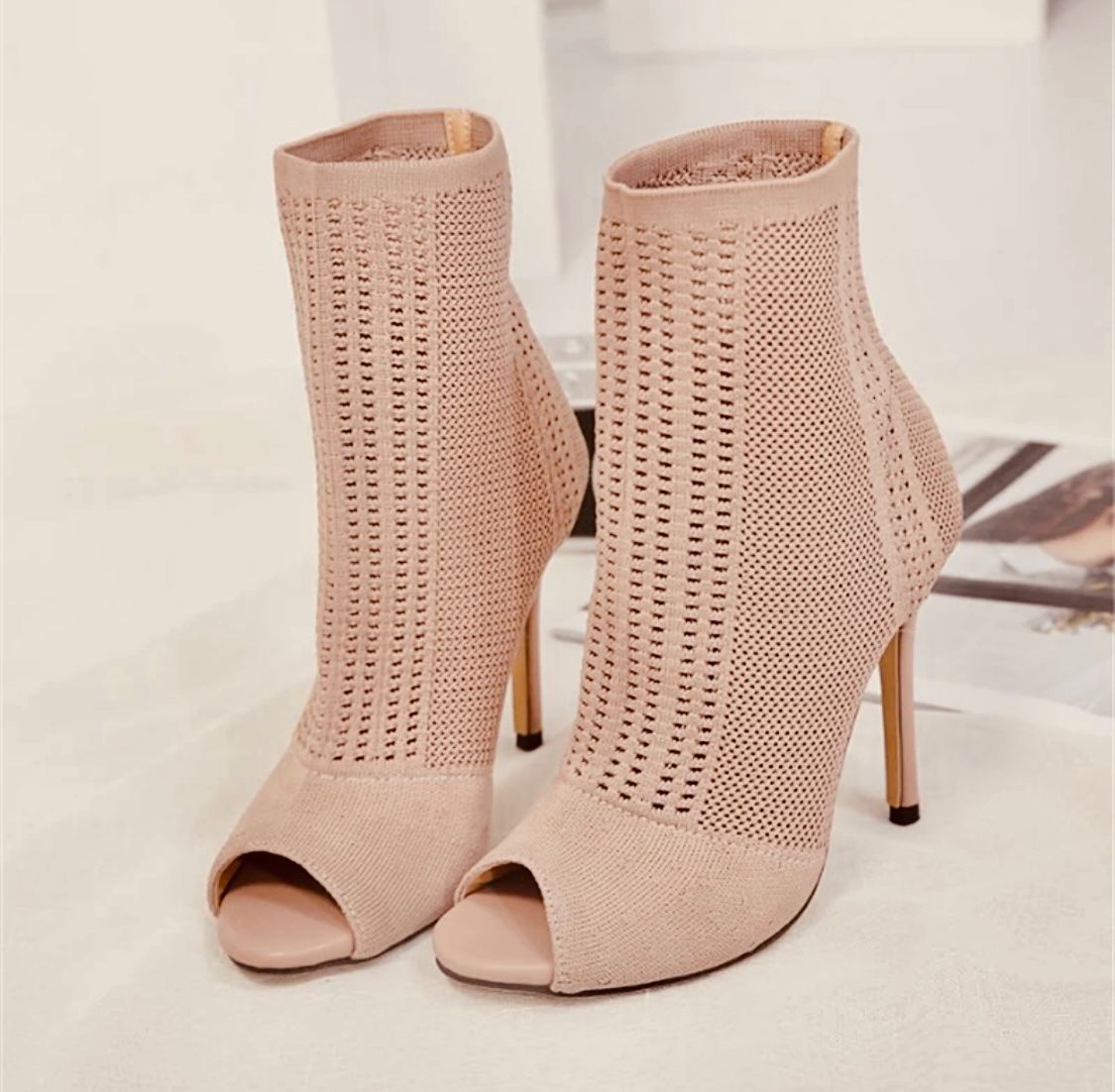 Scarpe da donna: High heels stretch Gr.39 – Nuovo (secondo la descrizione) da Zollikofen venduto da AureusManus