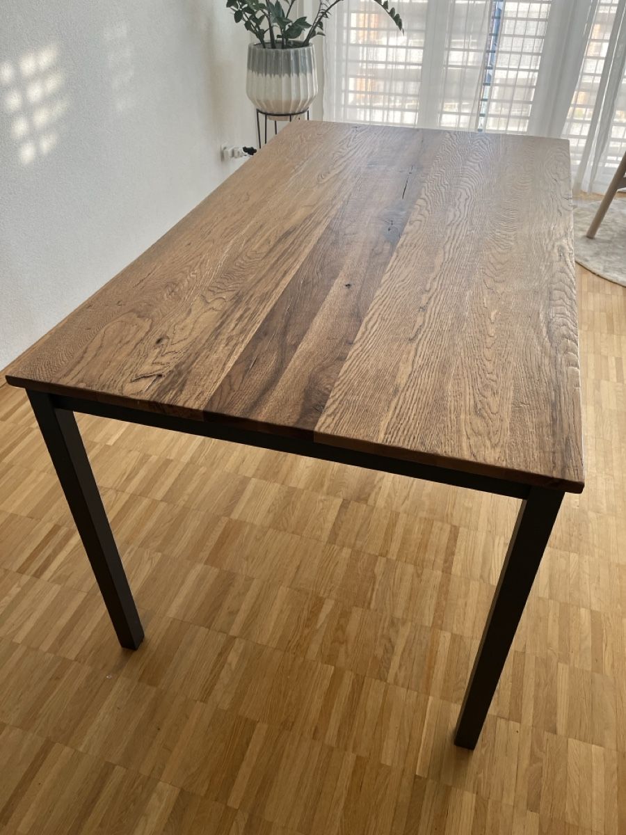 Tavoli: Tisch Massivholz 80x140 – Usato da Zürich venduto da zz6zz