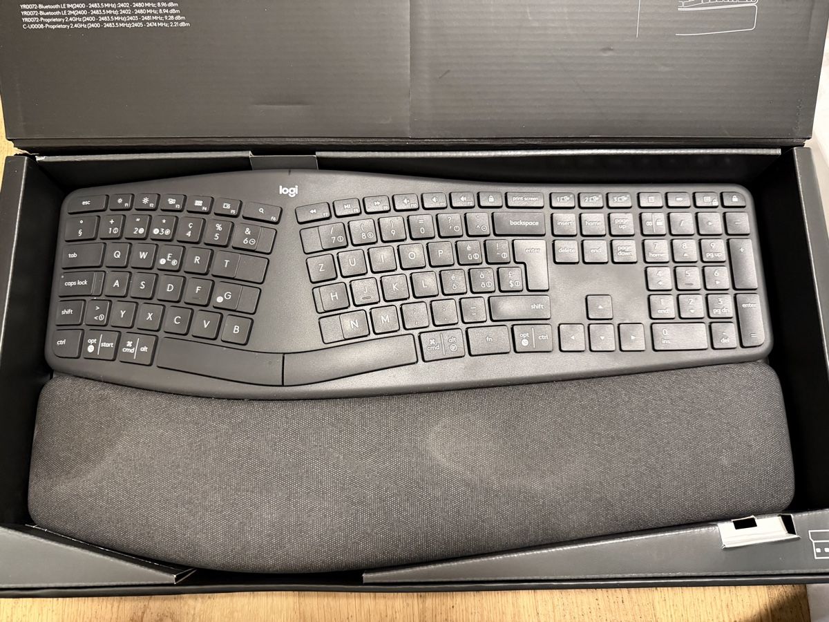 Logitech Tastaturen: Logitech Ergo K860 Keyboard CH Layout Used Condition – Gebraucht aus Glattpark(Opfikon) von toh_y7sc 1