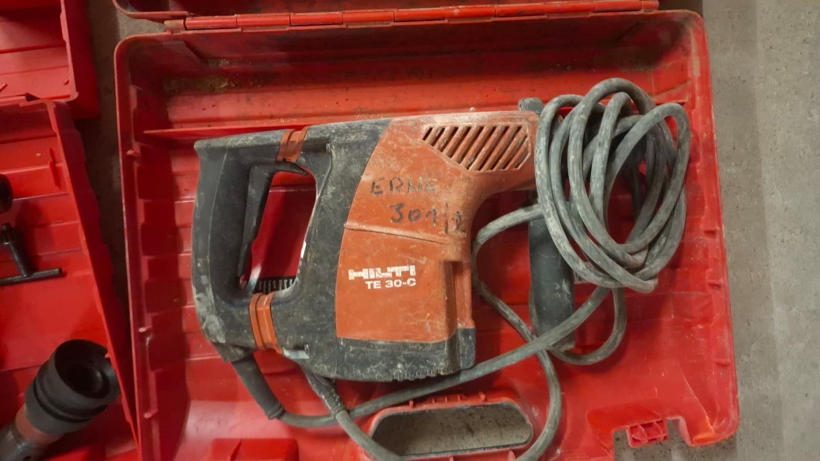 Tutti gli attrezzi: Hilti Profi-Set: TE 30-C, TE 16, SB 16, MD 2000 – Usato da Hasle LU venduto da Arag08 7