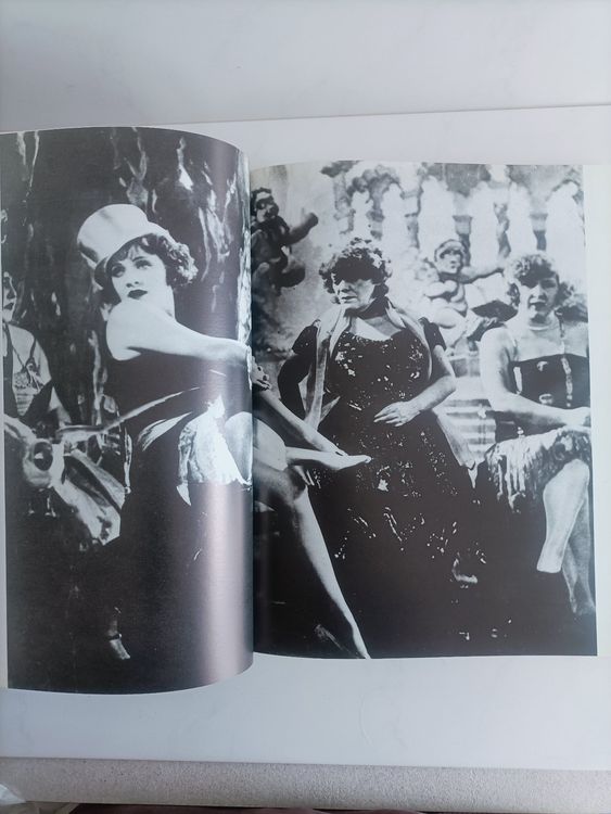 Marlene Dietrich / Riccardo Nils / Bookking International 19 (D