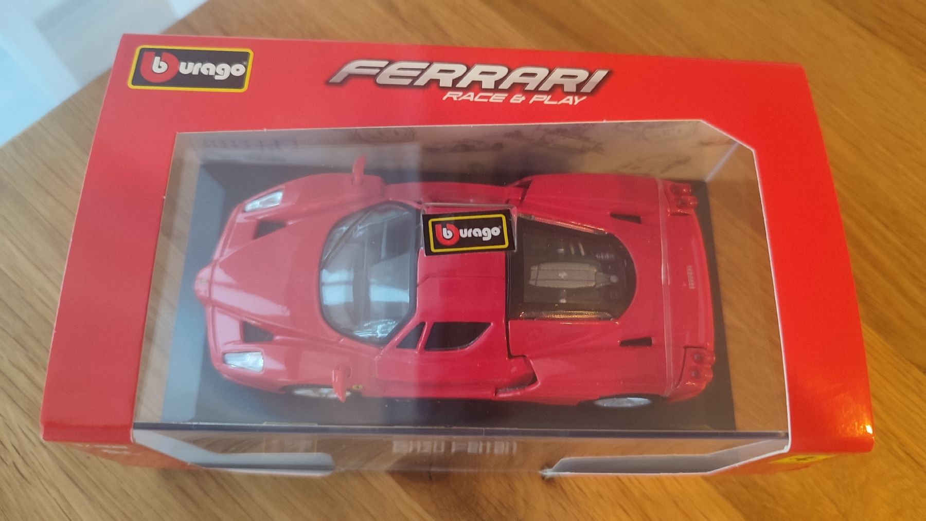 Ferrari Modellini d'auto: Ferrari Enzo Modellauto 1/32 – Usato da Bäretswil venduto da Gartenzwergin 1