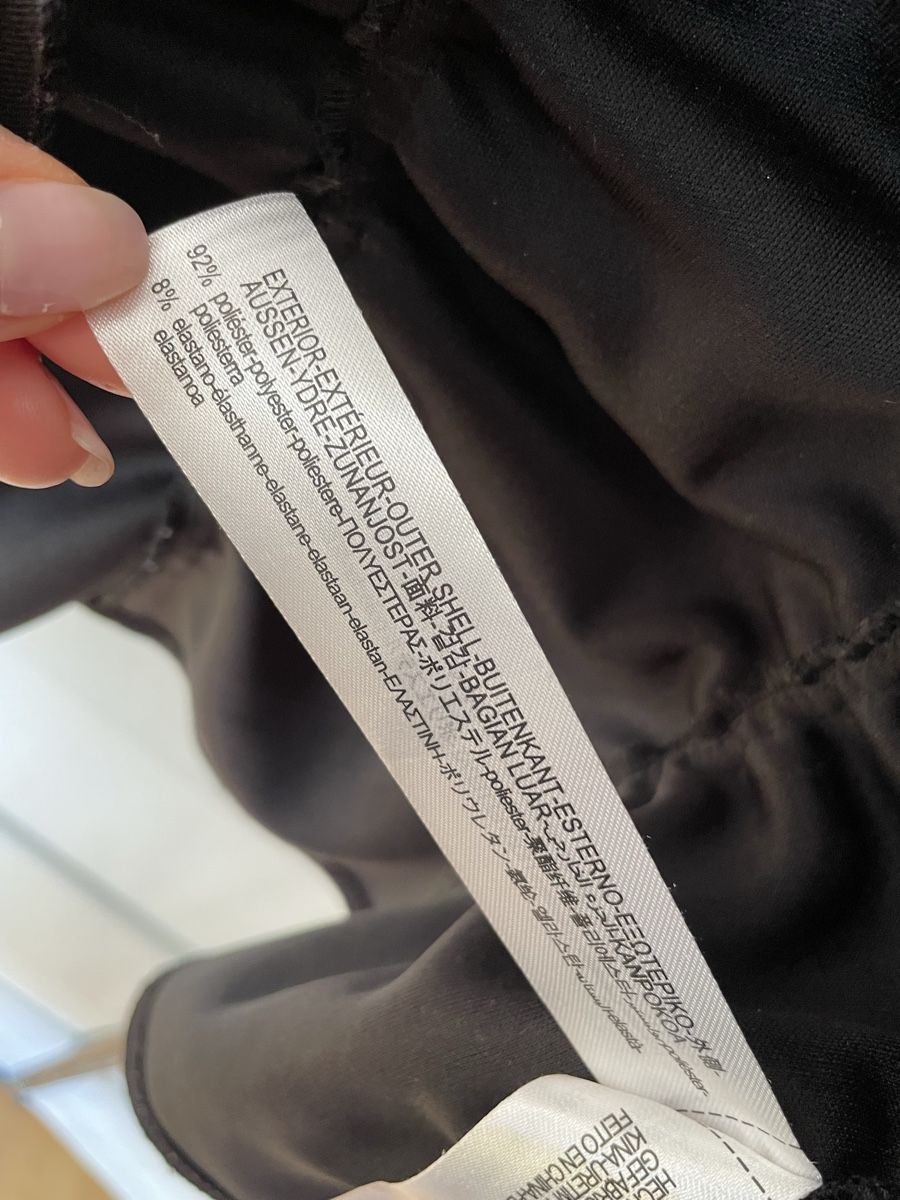 Zara Giacche: ALLES RAUS Blazer mit Raffung – Usato da Kloten venduto da simones.thriftshop 8
