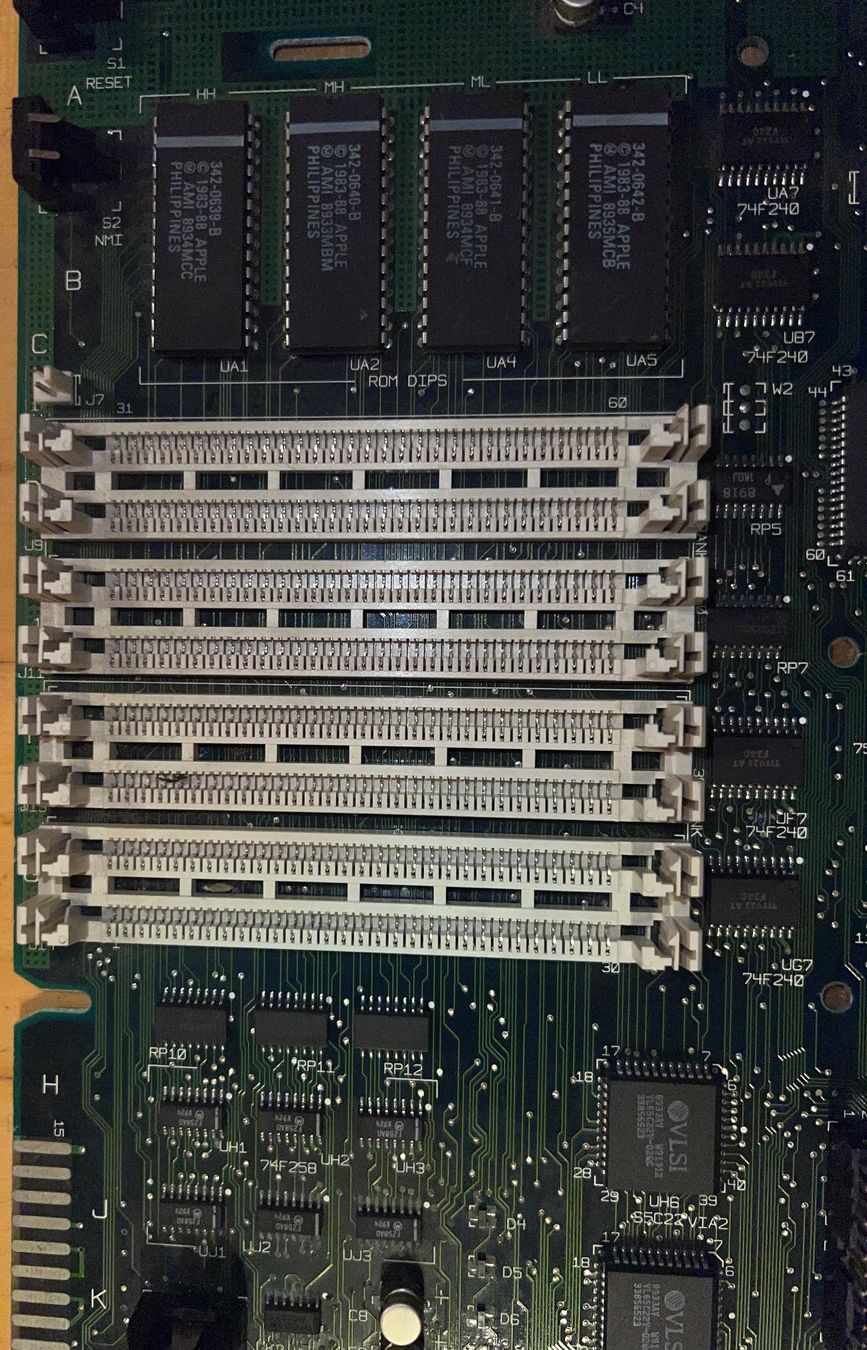 Mainboards: Apple Macintosh IIcx Vintage Desktop Computer Mainboard – Defekt aus Unterengstringen von NOISE 8