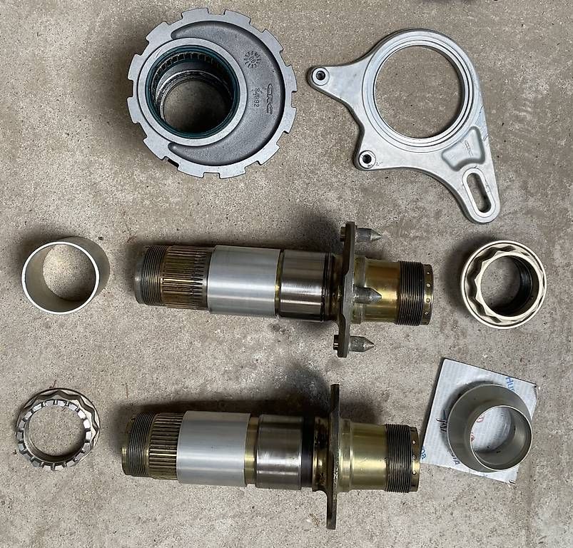 Ciclomotori: MV Agusta Exzenter Achse Bremse Mutter – Usato da Urdorf venduto da motoritz1