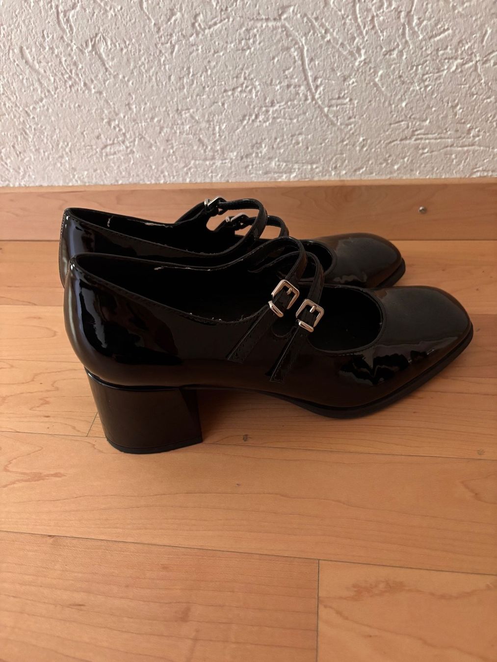 Damenschuhe: Schwarze High heels grösse 41 – Neu (gemäss Beschreibung) aus Chur von lumerina 1