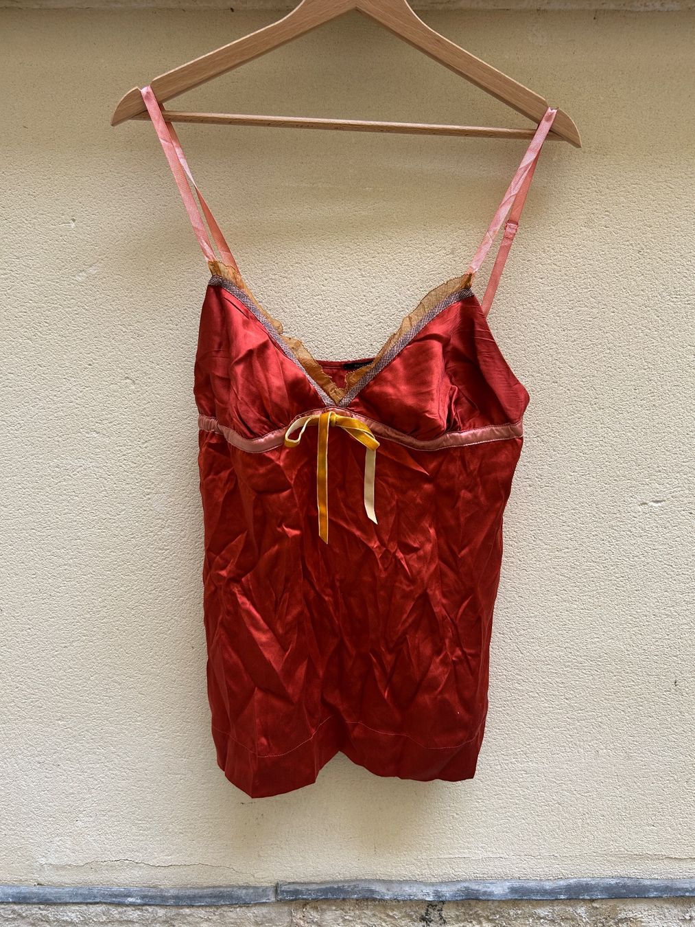 Tops: pretty silk top – D'occasion à basel par wastedworld