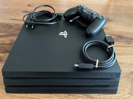 PS4 Pro inkl. Controller + HDMI Kabel  sehr guter Zustand