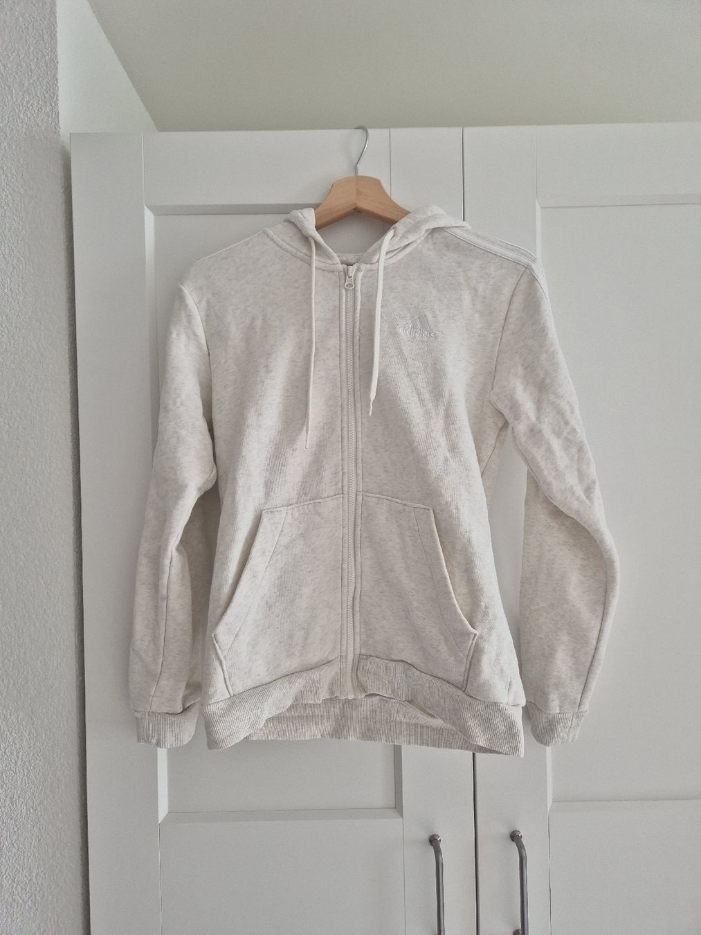 Adidas Ensembles & Tailleurs: ADIDAS Trainingsanzug – D'occasion à Niederhelfenschwil par usa001 4