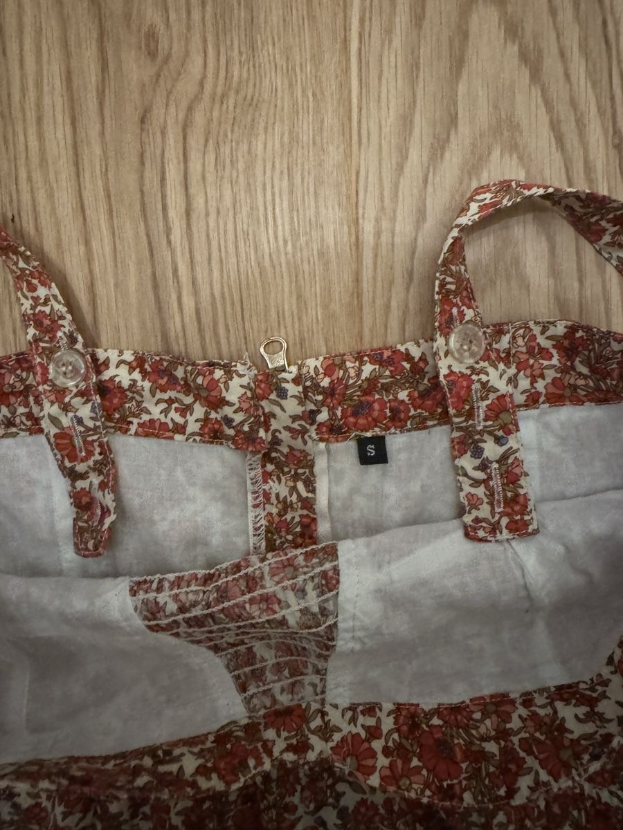 Lotti di vestiti: Mini summer dress – Usato da Neuchatel venduto da Mia_G 3