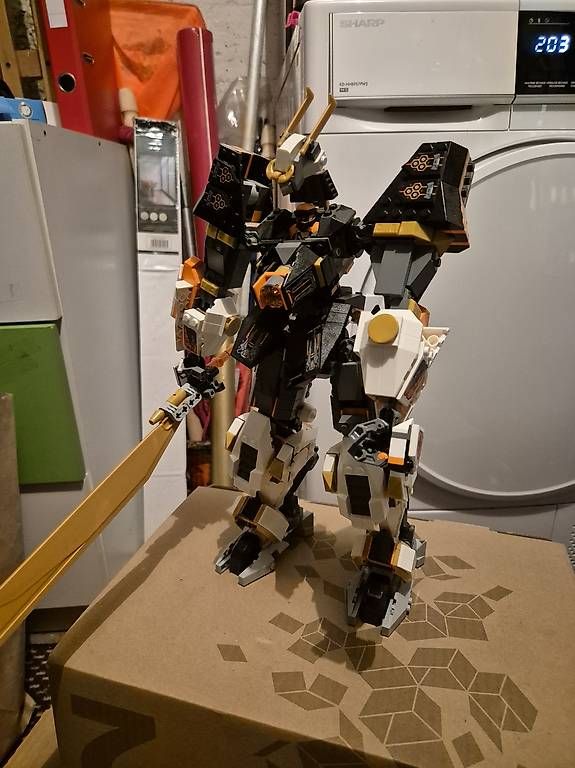 Lego Kit di costruzioni: LEGO 71821 Cole's titanium dragon mech – Usato da Winterthur venduto da Neuesim 2