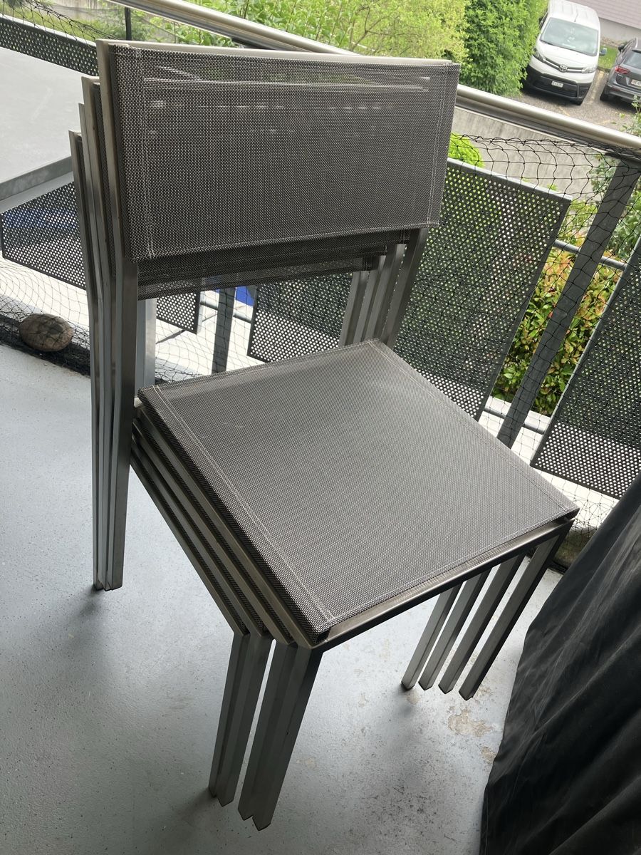 Schaffner Sedie: 4 stabelbare Schaffner Gartenstühle – Usato da Hindelbank venduto da Scroki 5