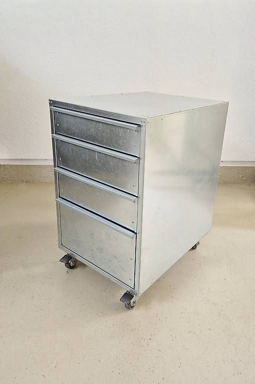 Korpus: H-Design / Interio GALVA Rollcontainer verzinkter Stahl – Gebraucht aus Zürich von Ricola_Citron