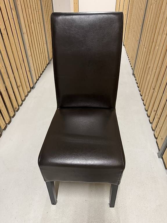 Stühle: Esszimmerstühle Leder & Kuhfell – Gebraucht aus Hünibach von san_2bxn