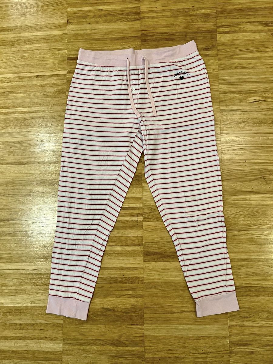 Négligés & Pyjamas: Pink pajamas – D'occasion à Adliswil par Marjin