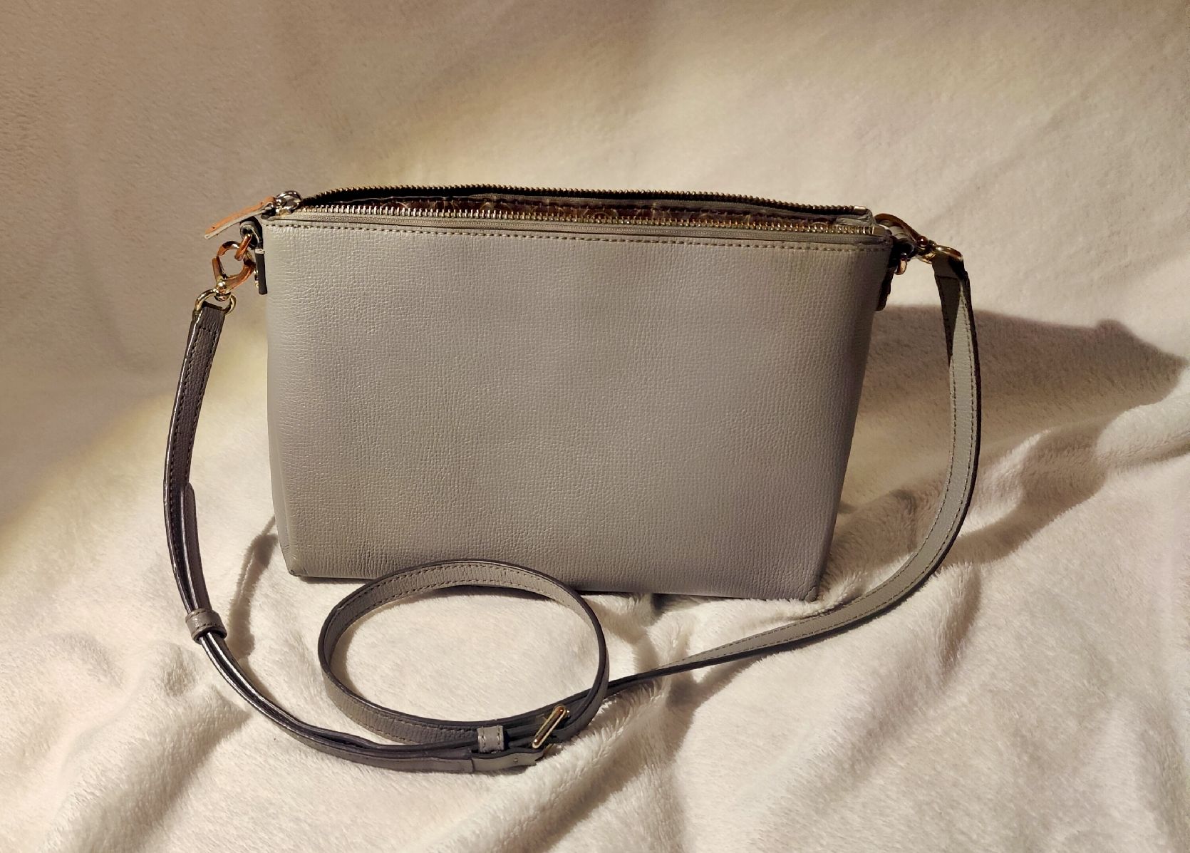 Taschen für Damen: Henri Bendel Crossbody Tasche – Gebraucht aus Zürich von mariafe 2