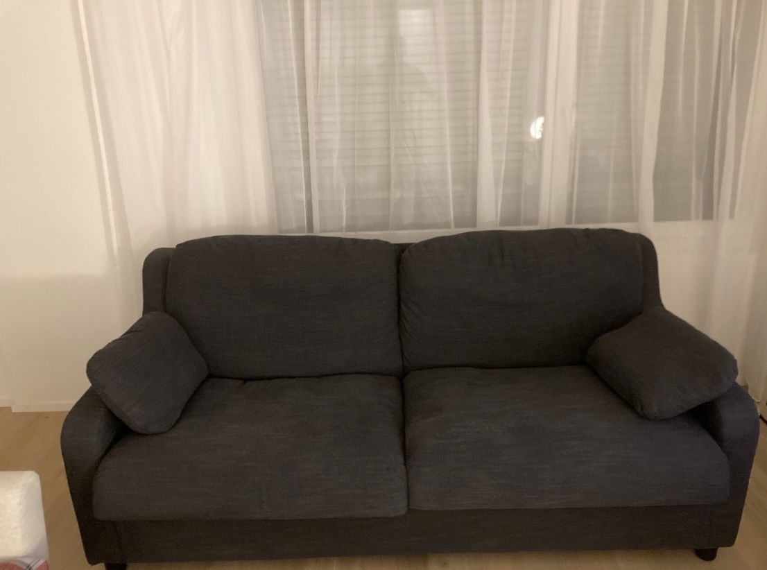 Divani: IKEA VINLIDEN 3er-Sofa Hillared anthrazit  – Usato da Kaisten venduto da Apo.25k 1