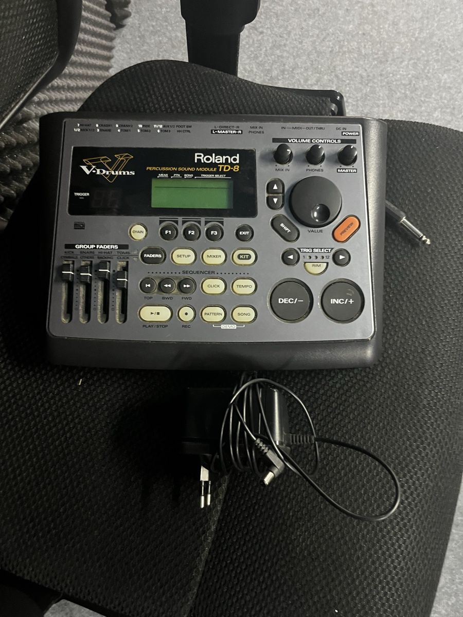 Roland Strumenti musicali: Roland Td 8 – Usato da Triesenberg venduto da Duda2011