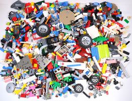 1.5 kg. Legoteile mit Minifiguren