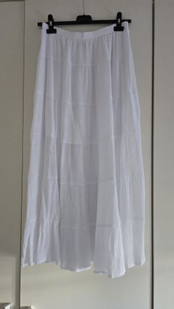 Langer Rock weiss Gr. L