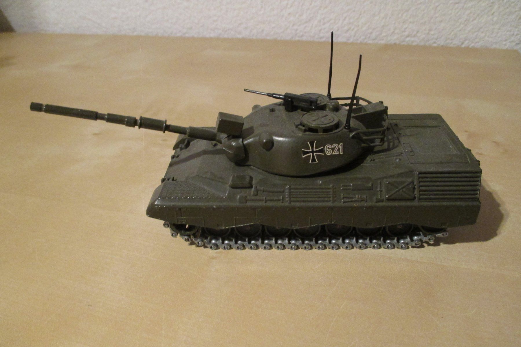 Kits de montage: Kampfpanzer Leopard Metall-Modell – Neuf (Voir description) à Lützelflüh-Goldb par wli_9wqr