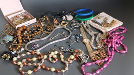 Lot Bijoux Fantaisie & Vintage